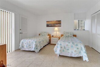 5015 Harbortown Ln in Ft. Myers, FL - Building Photo - Building Photo