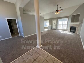 10095 Lynham Dr in Cordova, TN - Building Photo - Building Photo