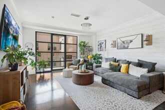 1590 Little Raven St, Unit 506 in Denver, CO - Foto de edificio - Building Photo