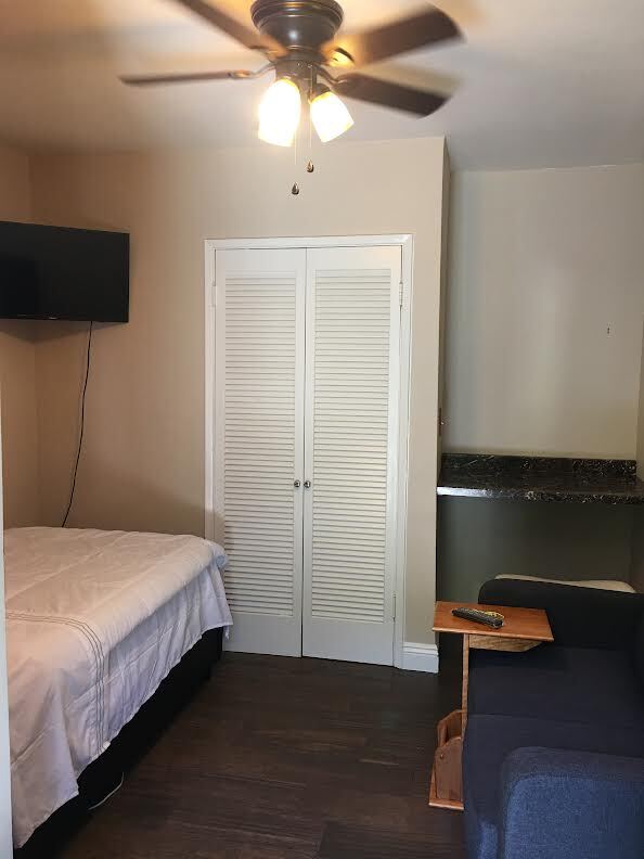 property at 22972 Avenue San Luis