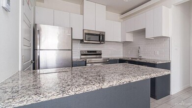13 Yuma Ave in McAllen, TX - Building Photo - Building Photo