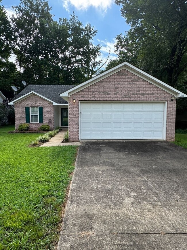 1000 Sandino Dr in Jonesboro, AR - Building Photo - Building Photo