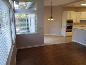 105 Kilcairn Ct in Folsom, CA - Building Photo - Building Photo