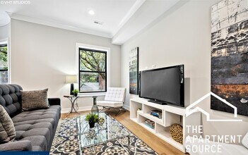 2240 N Kenmore Ave, Unit 2S in Chicago, IL - Building Photo - Building Photo