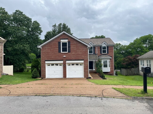 property at 316 Crooked Oak Ct