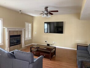 13450 Emerald Bay Way in Horizon City, TX - Building Photo - Building Photo