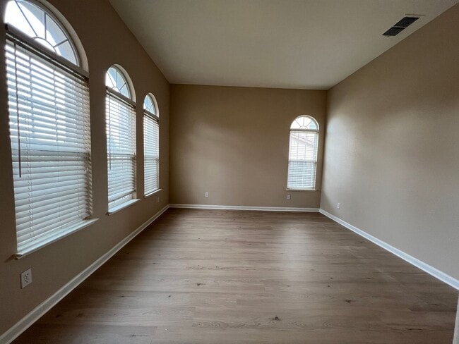 1093 Brock Cir in Folsom, CA - Building Photo - Building Photo