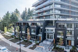 Crescent Court in Burnaby, BC - Building Photo - Building Photo