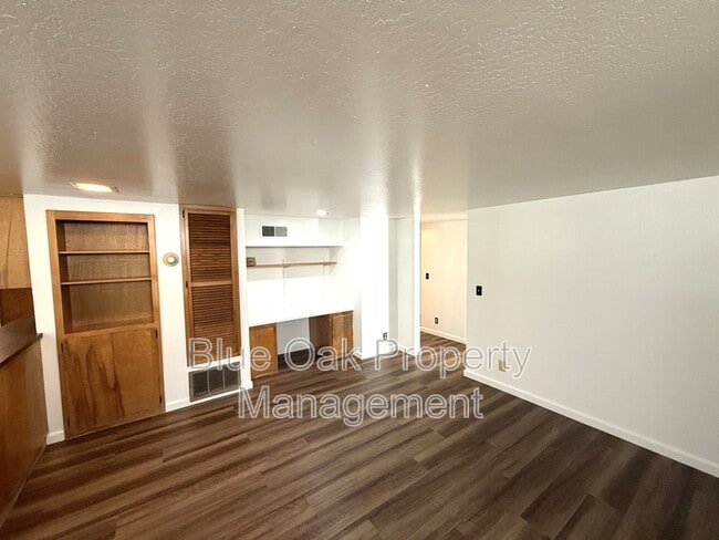 918 Orient St in Chico, CA - Building Photo - Building Photo