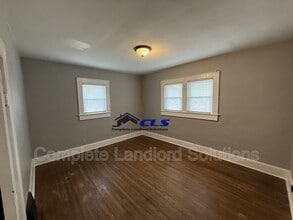 832 S 17th St in Terre Haute, IN - Building Photo - Building Photo