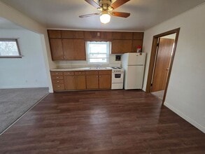 433-435 S Van Buren St in Green Bay, WI - Building Photo - Building Photo