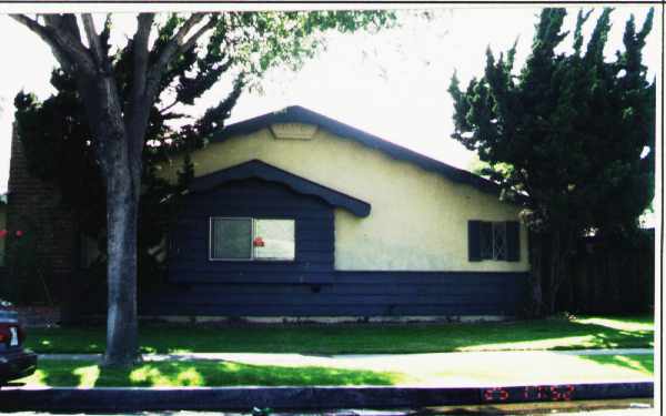 131 S Laxore St in Anaheim, CA - Building Photo - Building Photo