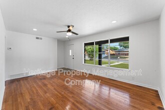 4407 Bikini Dr in San Antonio, TX - Building Photo - Building Photo