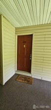 447 Lancaster Ct in Piscataway, NJ - Building Photo - Building Photo