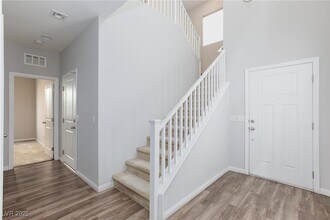 297 Finsbury Ct in Las Vegas, NV - Building Photo - Building Photo