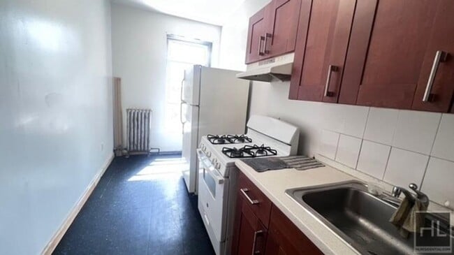 property at 444 Halsey St