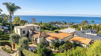 31641 Mar Vista Ave in Laguna Beach, CA - Building Photo
