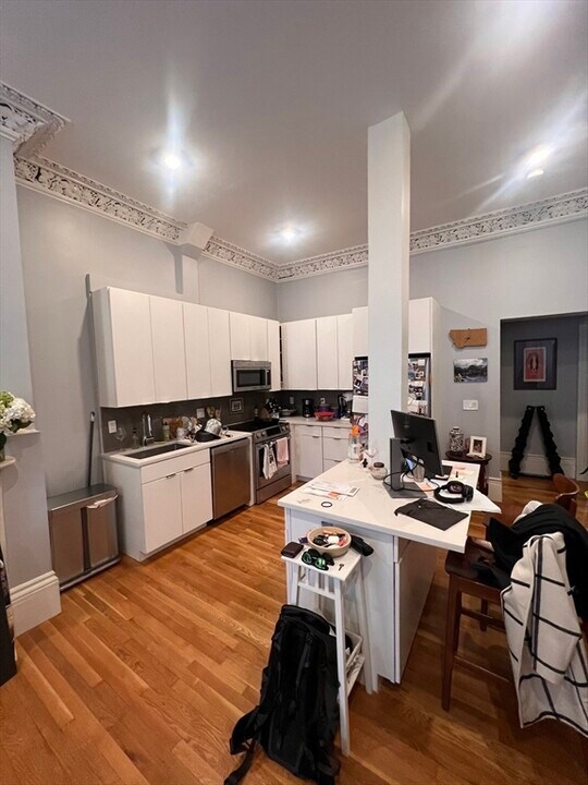 88 Worcester St in Boston, MA - Building Photo