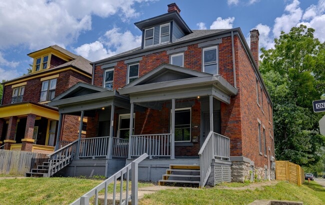 property at 814 S Ohio Ave