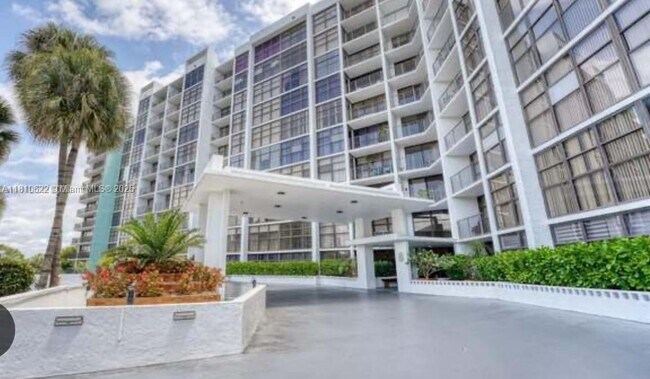 property at 200 Leslie Dr