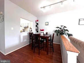 507 Breckinridge Square SE in Leesburg, VA - Building Photo - Building Photo