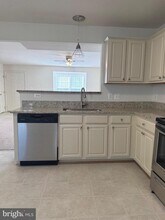 215 Merrill Ct in Stafford, VA - Building Photo - Building Photo
