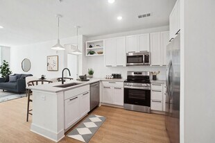 One Noda Park in Charlotte, NC - Building Photo