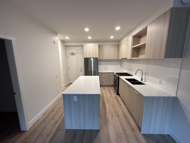 741 Anskar Ct in Coquitlam, BC - Building Photo - Building Photo