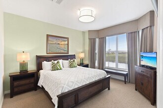 7930 Mahogany Run Ln, Unit SI FL2-ID1504165P in Naples, FL - Foto de edificio - Building Photo