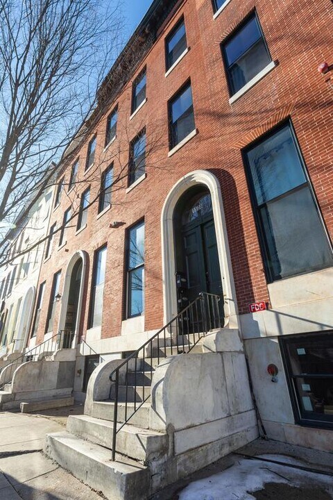 1508 Madison Ave in Baltimore, MD - Building Photo