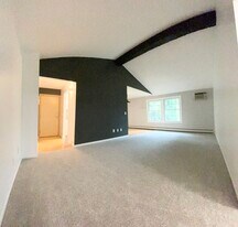 4500 Cedar Lake Rd S, Unit Cedar Trails in St. Louis Park, MN - Building Photo