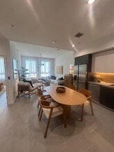 161 NW 26th St, Unit C1 in Miami, FL - Building Photo - Building Photo