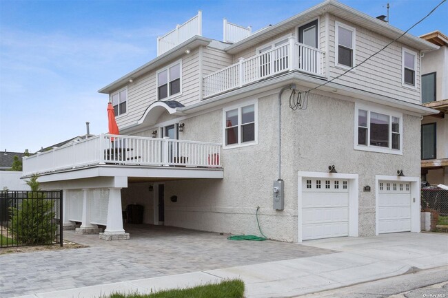 44 Buxton St in Lido Beach, NY - Building Photo - Building Photo