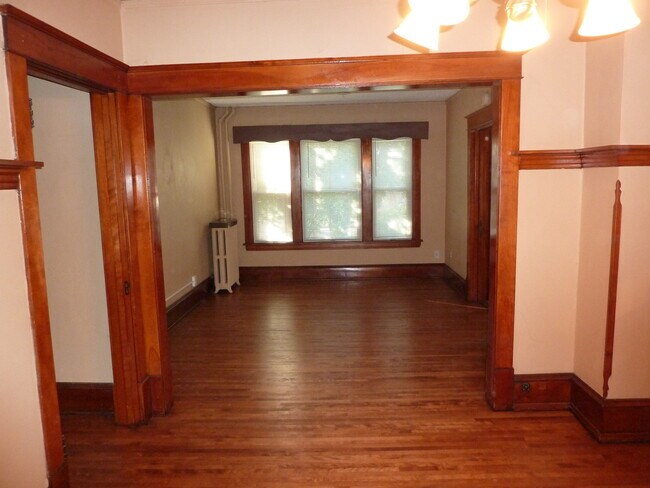 382 Wheeler St N, Unit #2 in St. Paul, MN - Building Photo - Building Photo