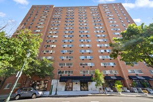 2101 Chestnut St, Unit 1213 in Philadelphia, PA - Building Photo