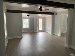 117 Bayliss Ct in Pensacola, FL - Building Photo - Building Photo