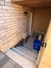 460 Mactier Dr in Vaughan, ON - Building Photo - Building Photo