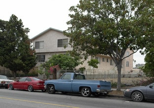 1517 N Hobart Blvd in Los Angeles, CA - Building Photo - Building Photo