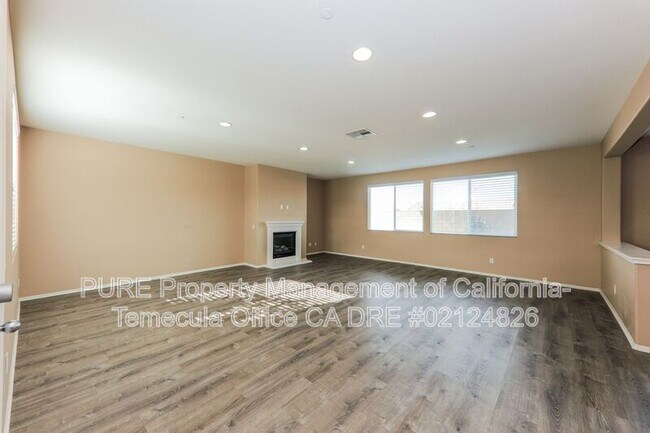 34921 Ryanside Ct in Winchester, CA - Building Photo - Building Photo