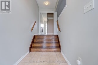 14 Martell Gate in Aurora, ON - Building Photo - Building Photo