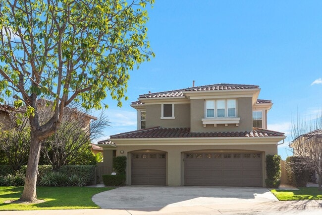 property at 10 Sunset Cove