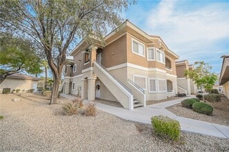 833 Aspen Peak Loop in Henderson, NV - Building Photo - Building Photo