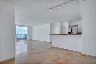 90 Alton Rd, Unit 1490 in Miami Beach, FL - Building Photo - Building Photo