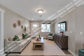 2558 E Alta Vista St in Tucson, AZ - Foto de edificio - Building Photo