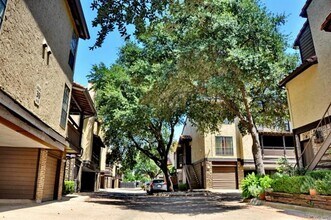 5630 Spring Valley Rd in Dallas, TX - Building Photo - Building Photo