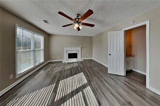 1965 Racquet Club Cir NW in Lawrenceville, GA - Building Photo - Building Photo