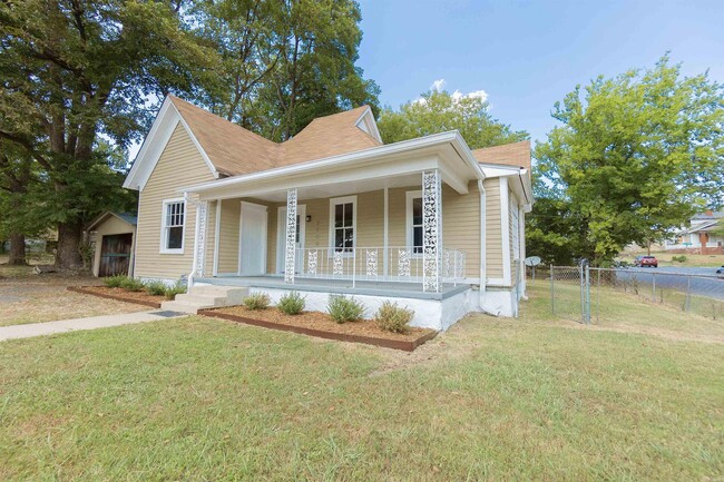 2900 W 15th St in Little Rock, AR - Building Photo - Building Photo