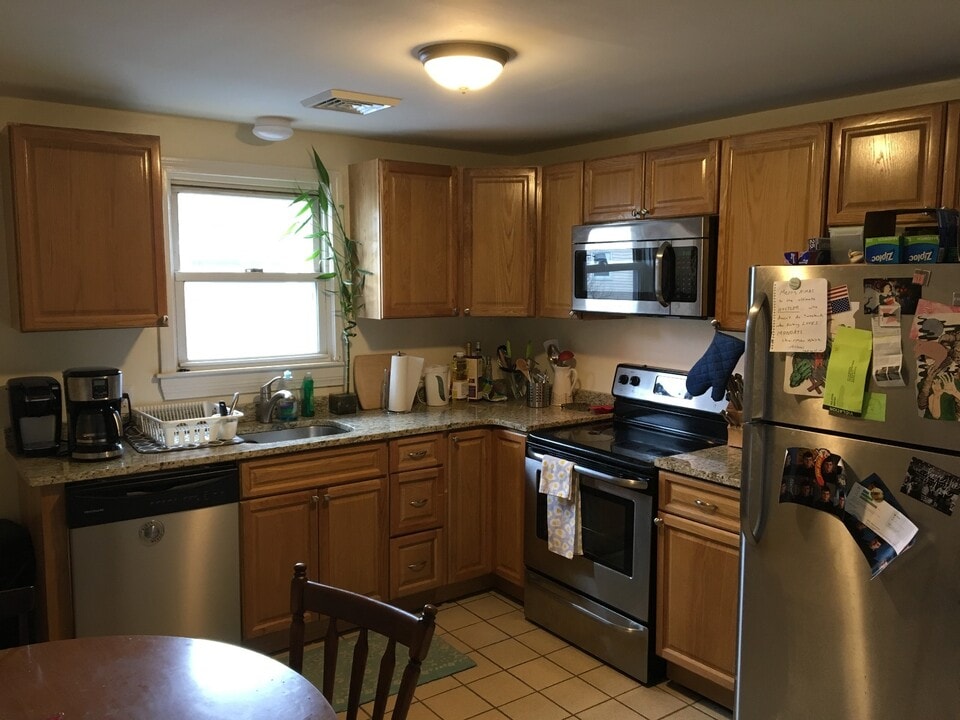 76 Dunboy St, Unit 3 in Boston, MA - Building Photo