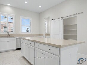 225 Houret Dr in Milpitas, CA - Building Photo - Building Photo