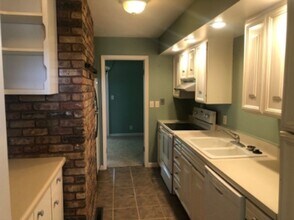 3108 S 1st St in Champaign, IL - Building Photo - Building Photo
